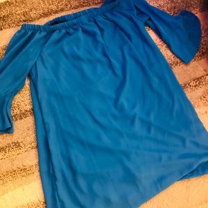 Off shoulder blue dress up to the Knee